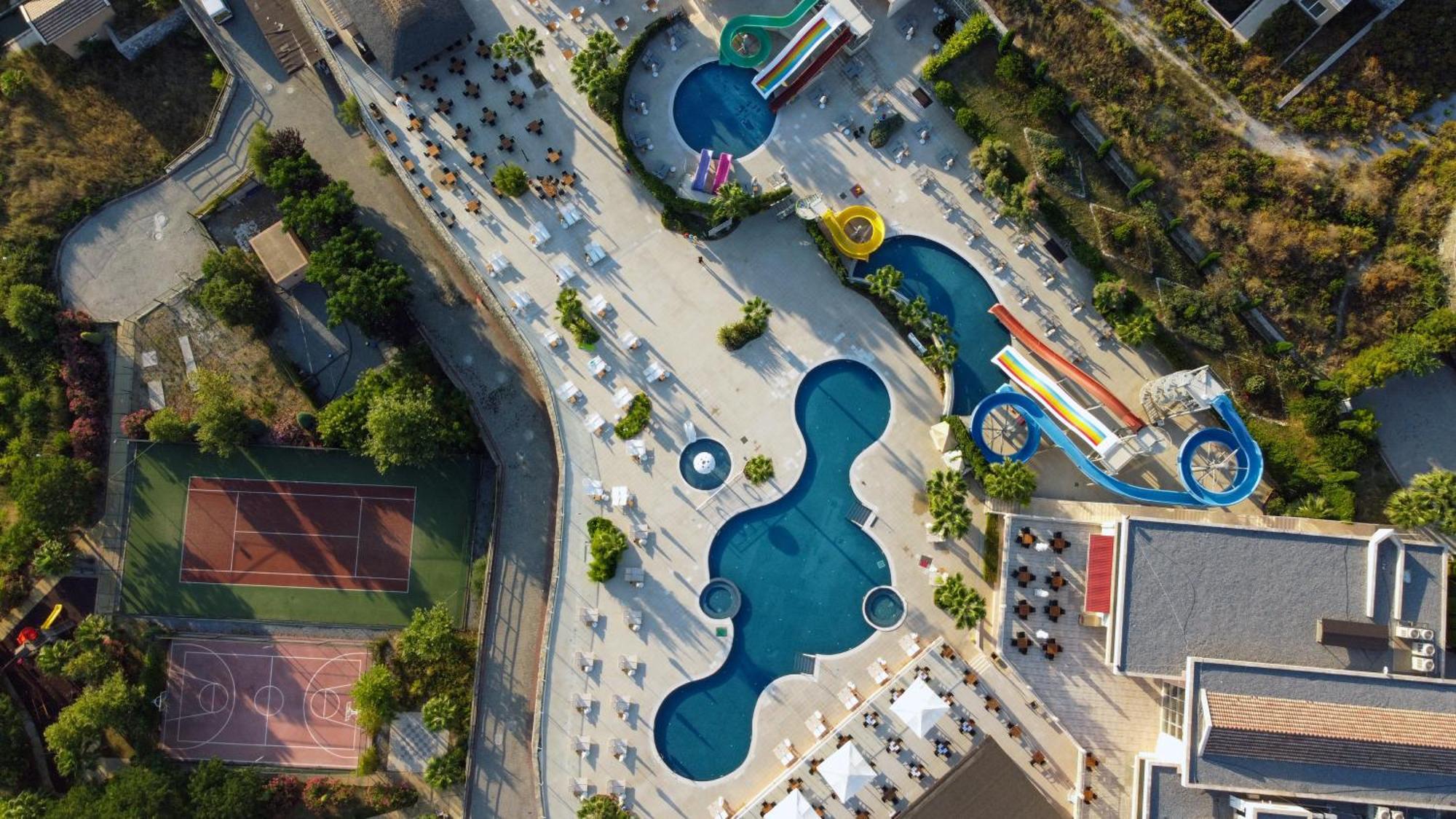 Unique Residence Hotel Golf And Spa Soke 外观 照片