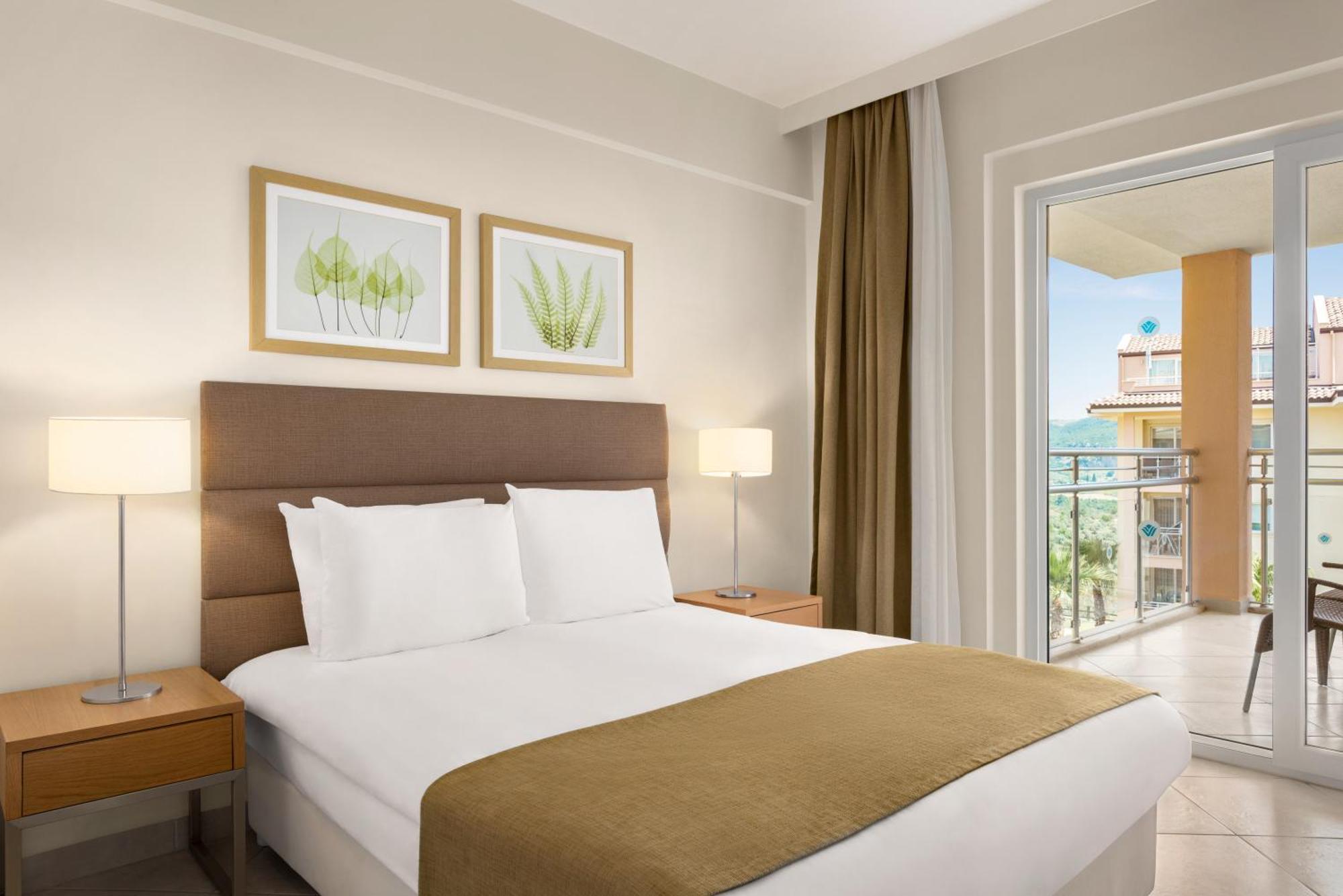 Unique Residence Hotel Golf And Spa Soke 外观 照片